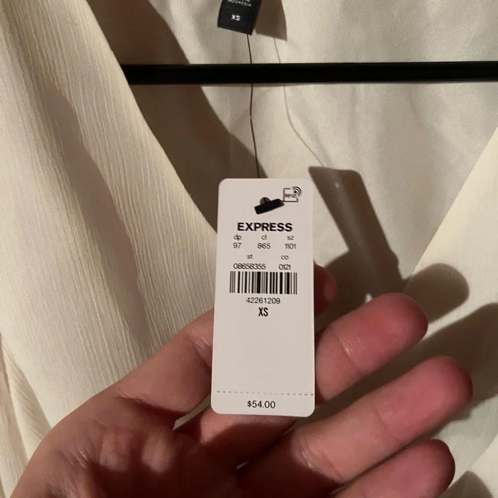 Express Ivory Wrap Blouse - Picture 4 of 6
